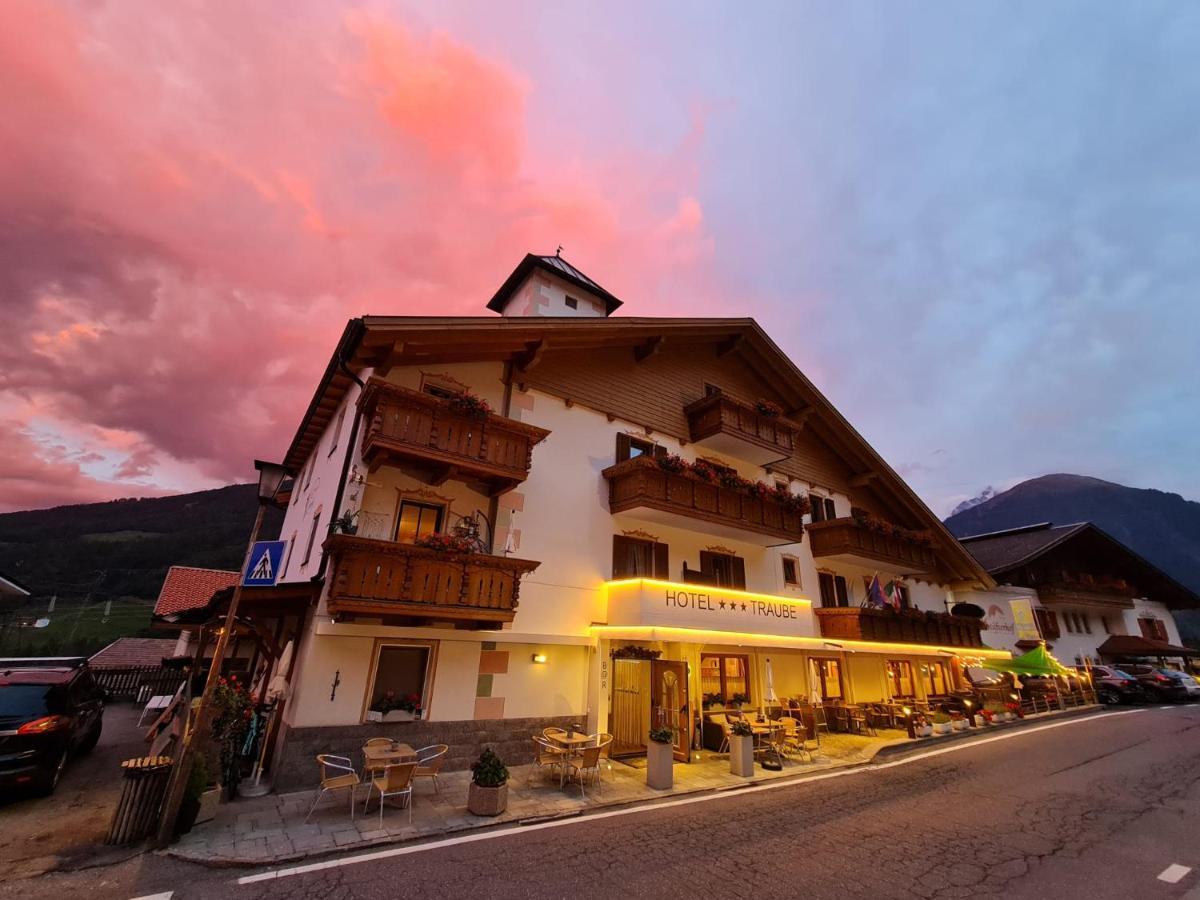 Hotel Traube - Stelvio Exteriör bild