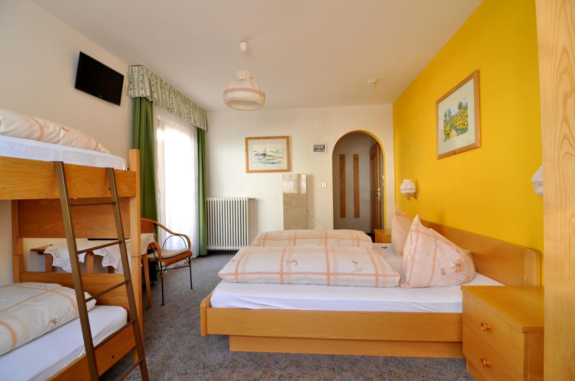 Hotel Traube - Stelvio Exteriör bild